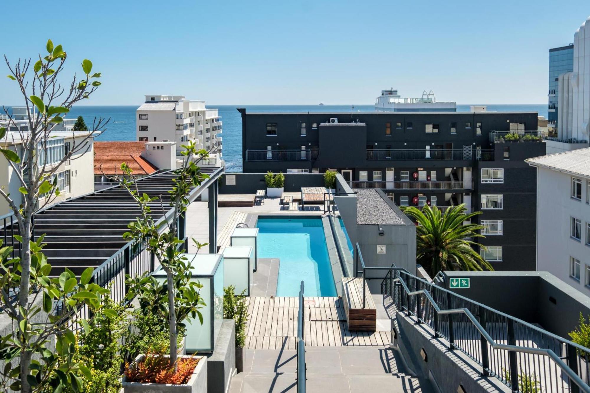 Bahati Executive Pad Apartment Cape Town